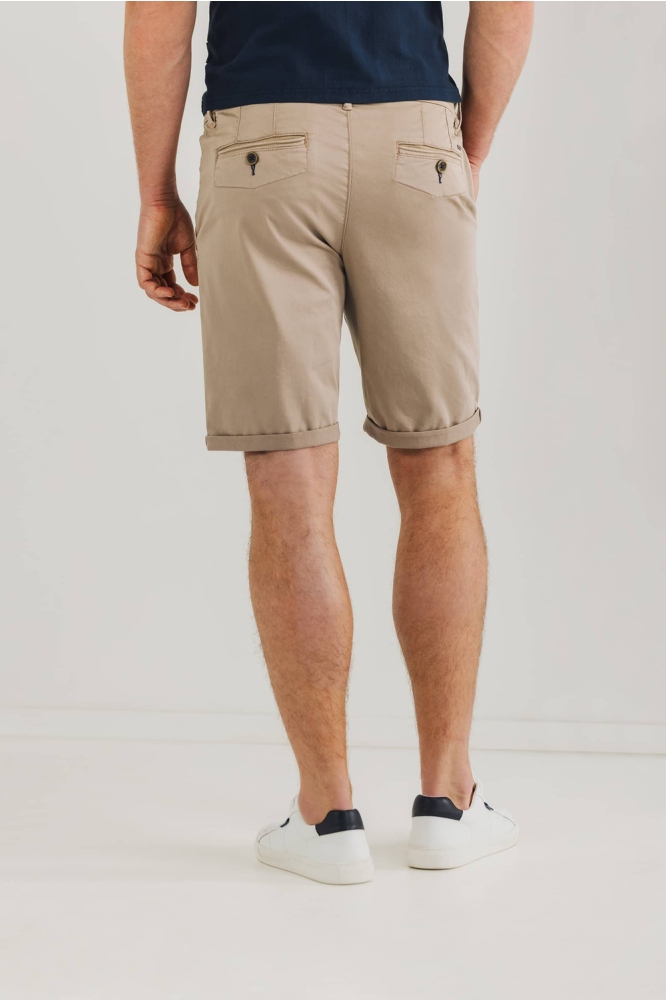 CHINOSHORT VAN EEN KATOEN STRETCH 67115650 1600